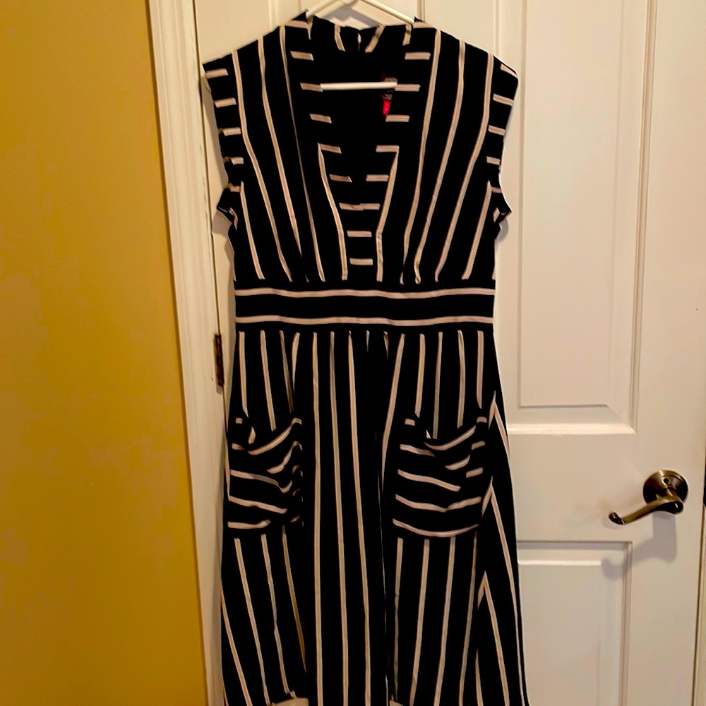 Vince Camuto Dress